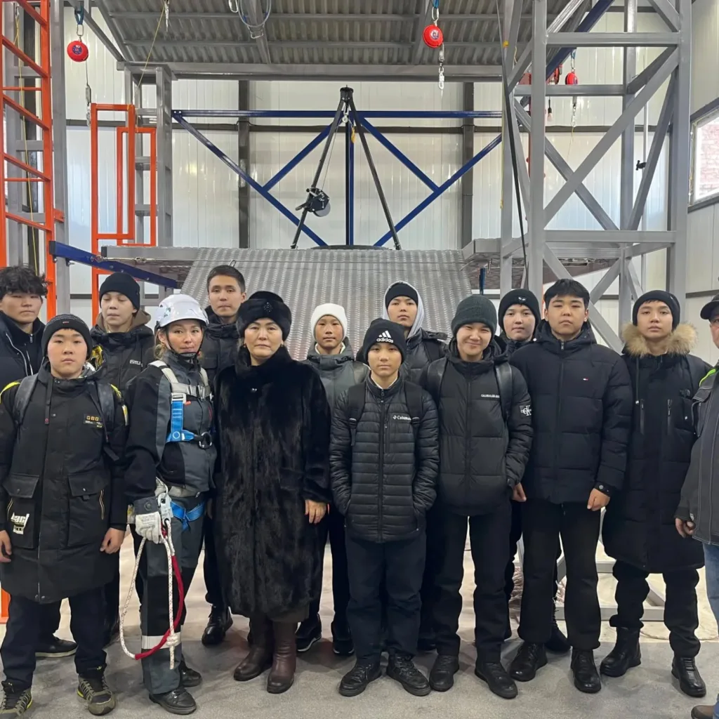 Мектебіміздің 9 — сынып оқушыларымен қаламыздағы “Тау-кен колледжіне” экскурсияға бардық.&hellip;
