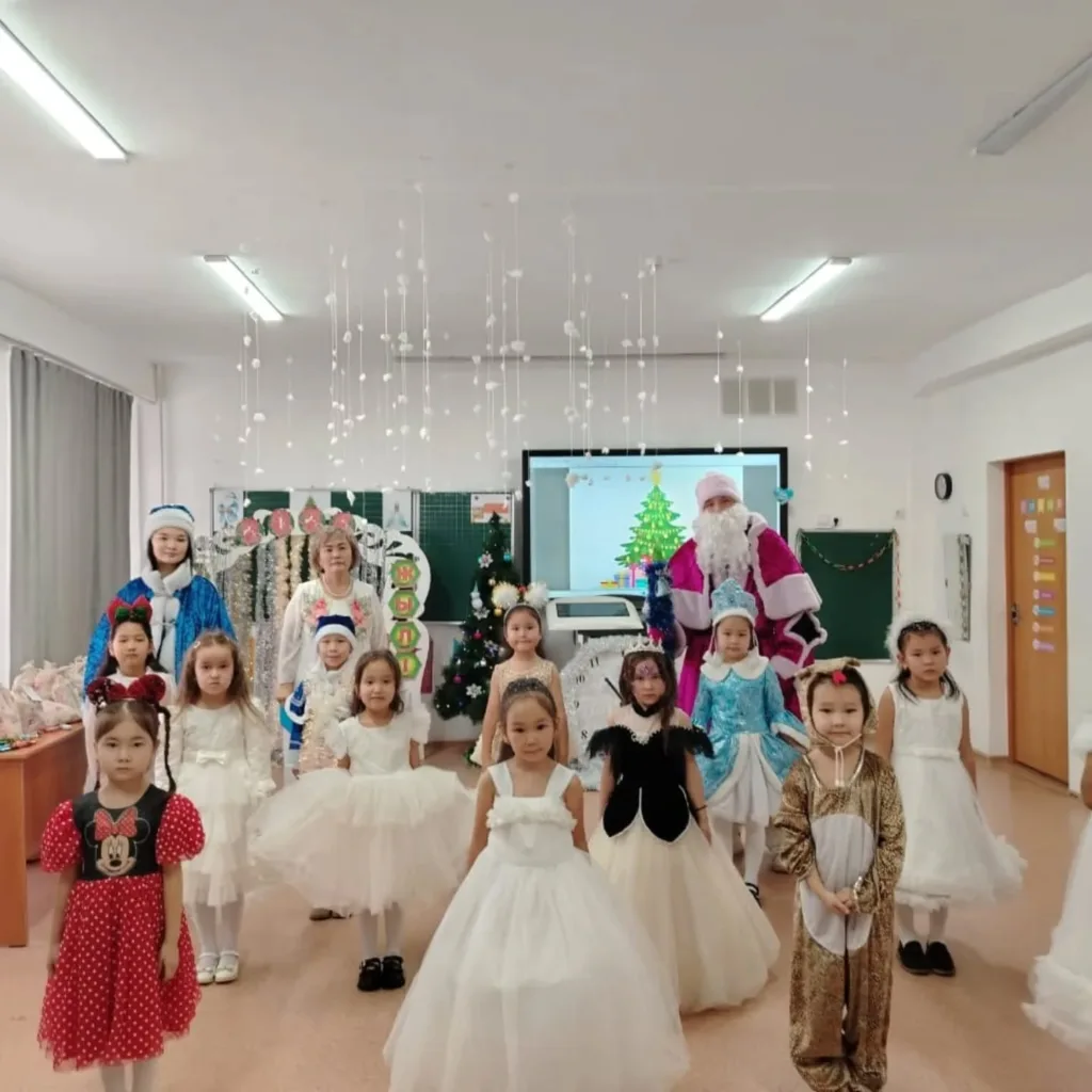 1”Ә” сынып білім алушыларына жаңа жыл мерекесінің мәнін түсіндіру. Достыққа,&hellip;